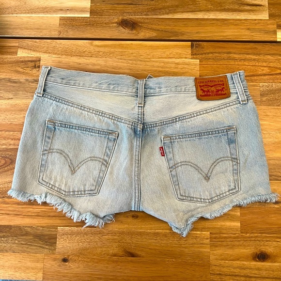 Levi Strauss & CO. Mini shorts w27 - Picture 1 of 9